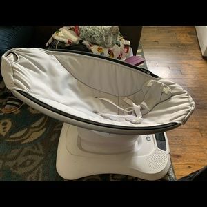 MamaRoo4 Baby bouncer